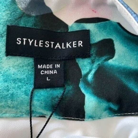 Style Stalker Paradise Skirt in Bright Floral Print - Picture 3 of 4